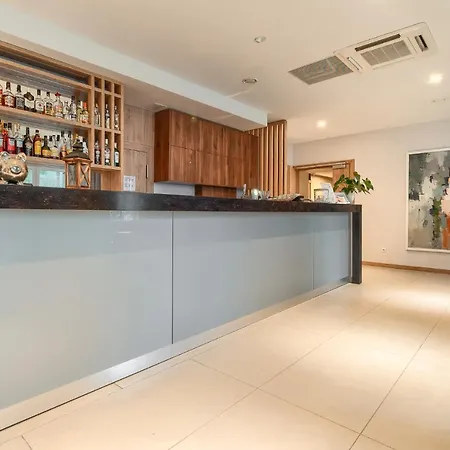 Ξενοδοχείο με διαμερίσματα Afrodyta 3*