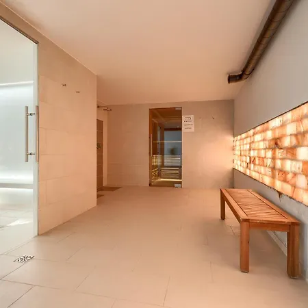 Afrodyta Resort 3*