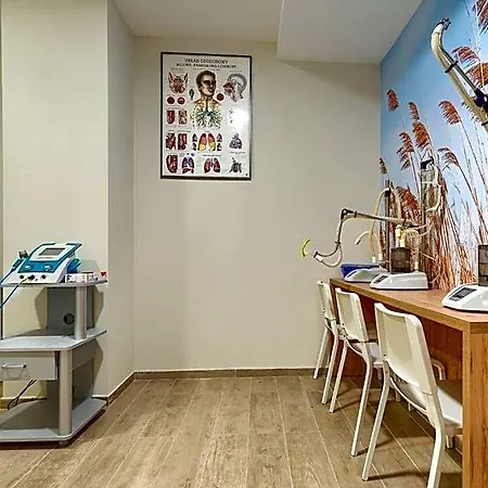 Aparthotel Afrodyta 3*